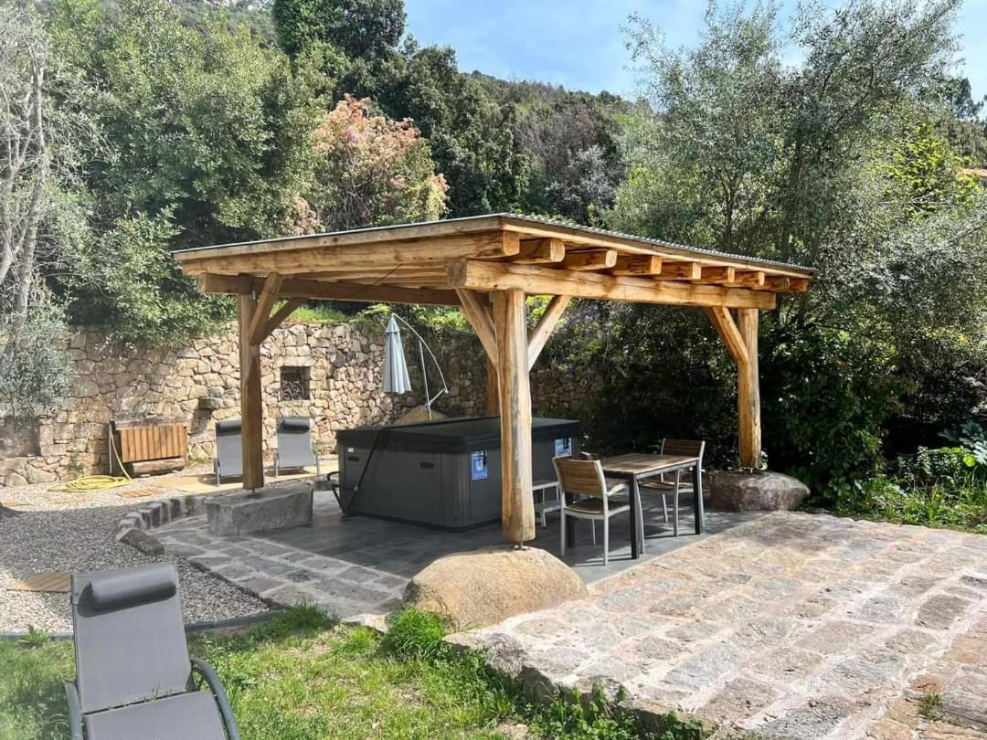 Entre Mer & Maquis, L'Ame De La Corse En Gites De Charme Avec Jacuzzi, Proche Ajaccio Peri Exterior foto