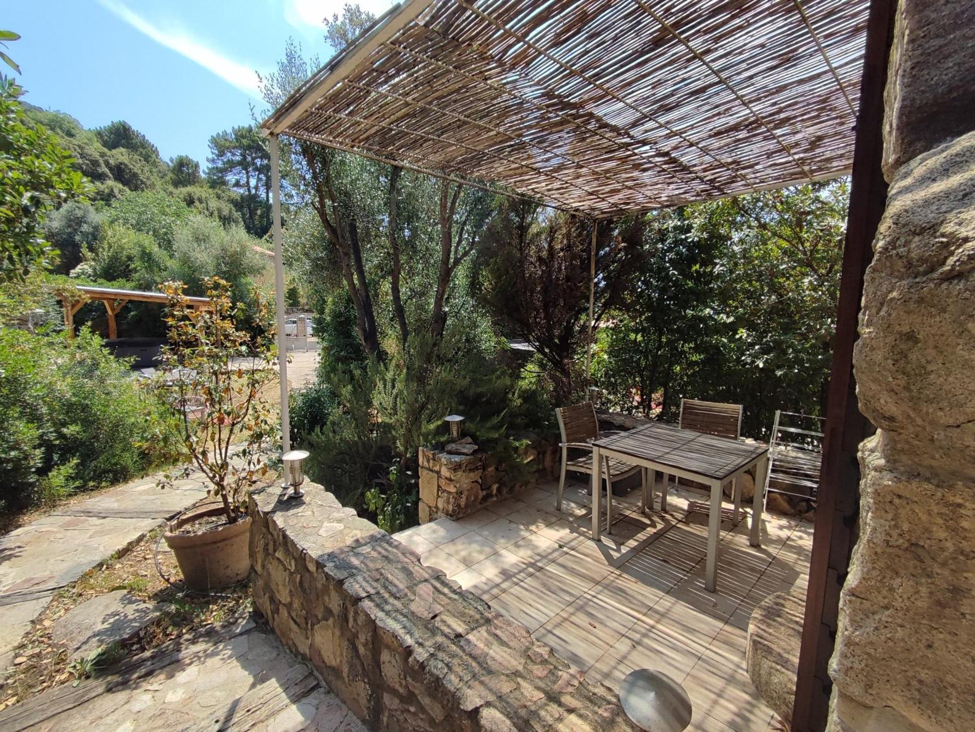 Entre Mer & Maquis, L'Ame De La Corse En Gites De Charme Avec Jacuzzi, Proche Ajaccio Peri Zimmer foto